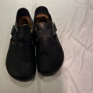 Birkenstock London black oiled leather shoes, size 41